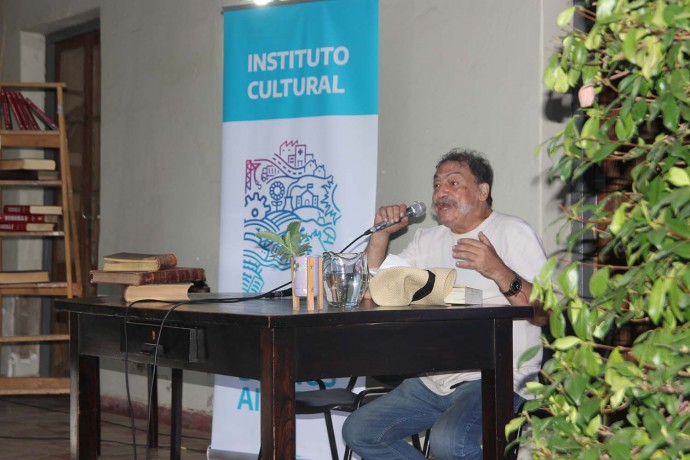 Jorge Dorio expuso sobre la construcción de la identidad bonaerense