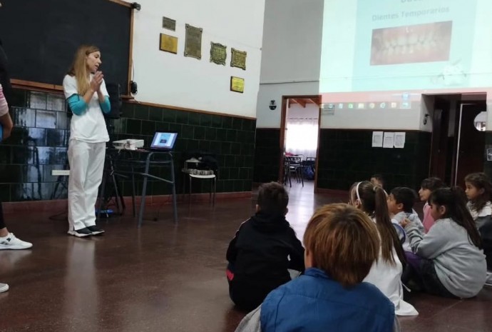 Campaña de salud bucal en las instituciones educativas de Salliqueló